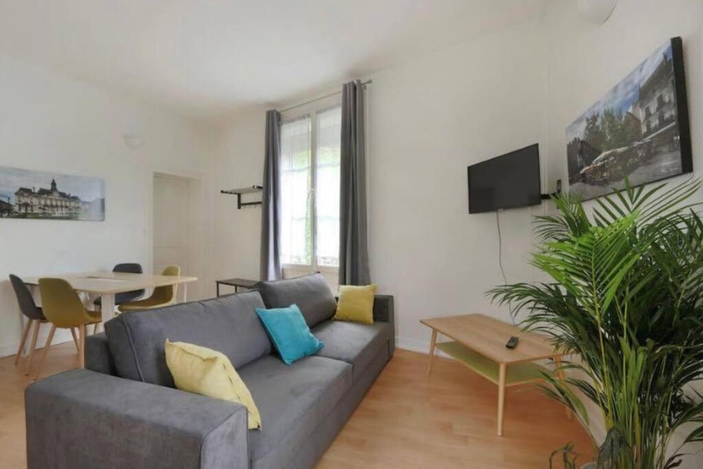 Point Calme & Strategique De Tours Apartment Exterior photo